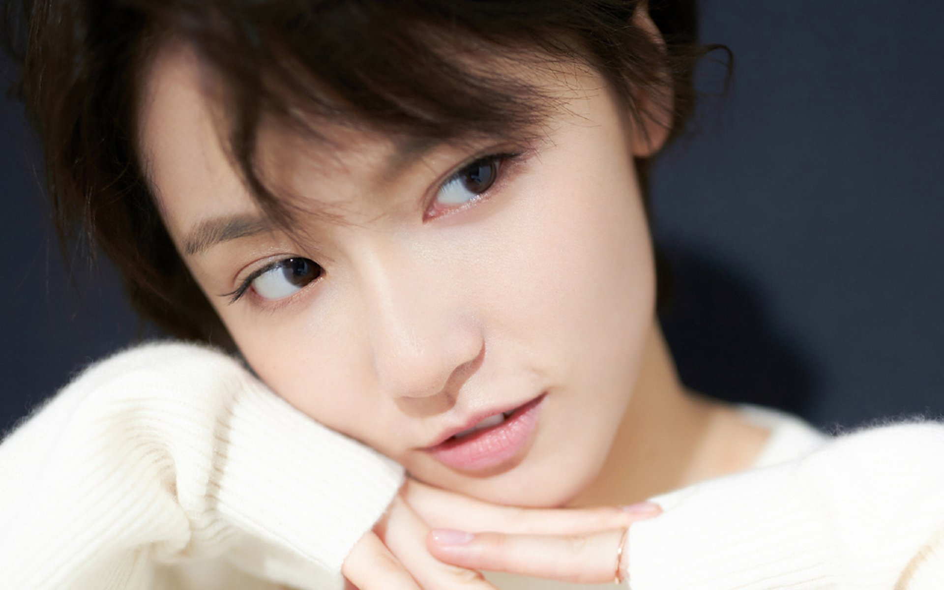 九游-是否应设立联盟官方球员职业博览会