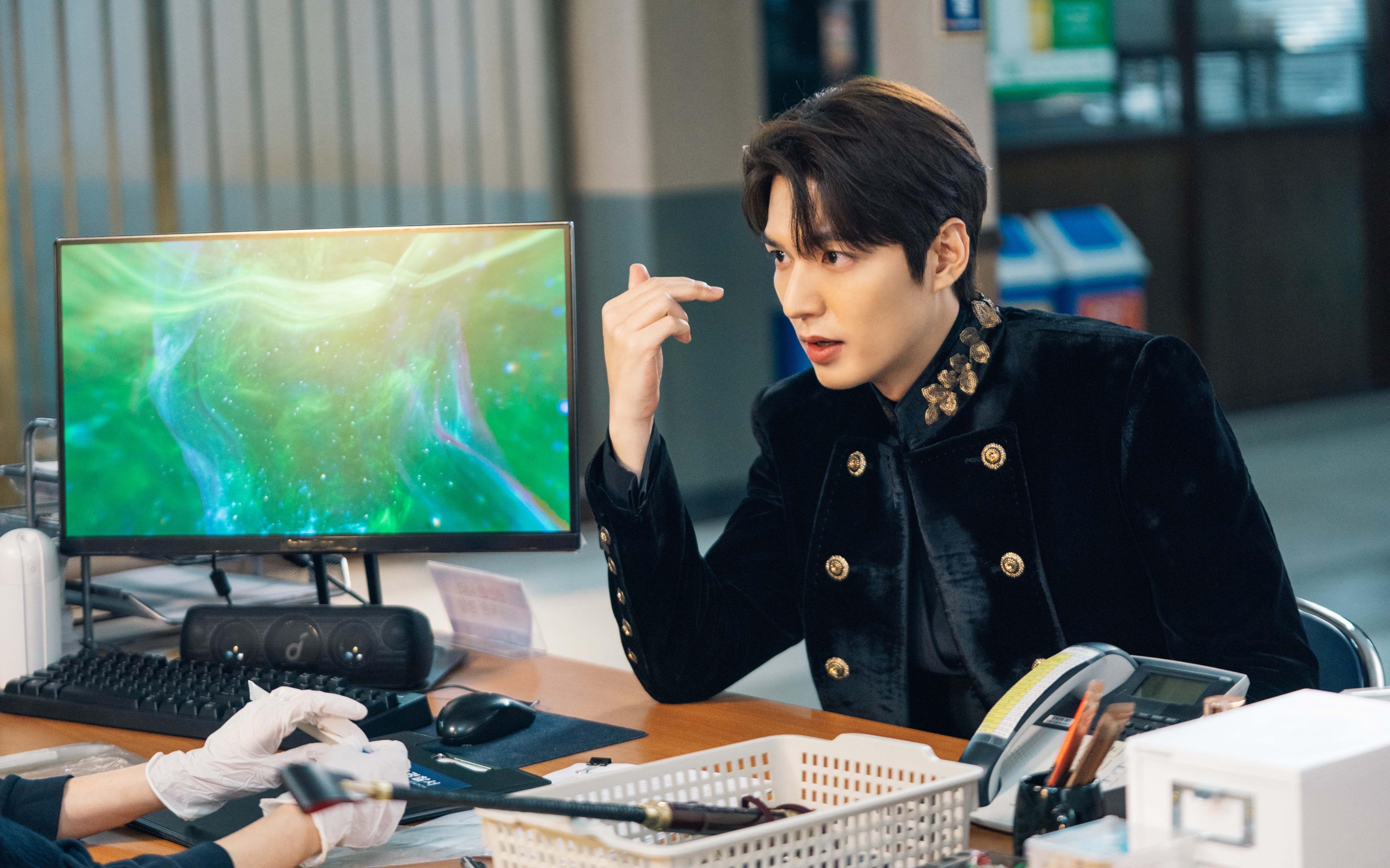 雷霆击败雄鹿,关键一役中亚历山大末节爆发,亚历山大33分雷霆险胜公牛