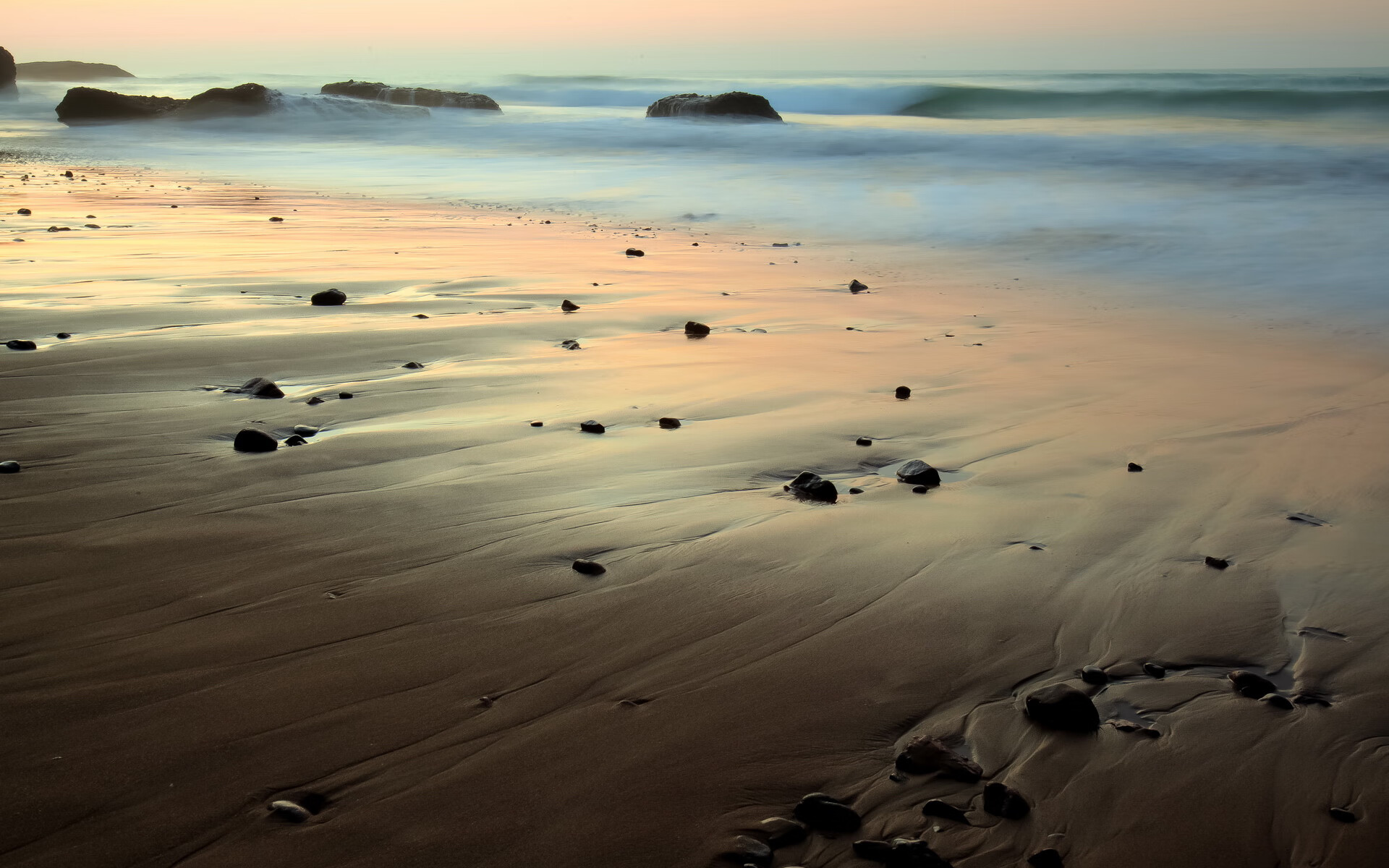 4×100米混合接力队伍配合默契,混合接力比赛