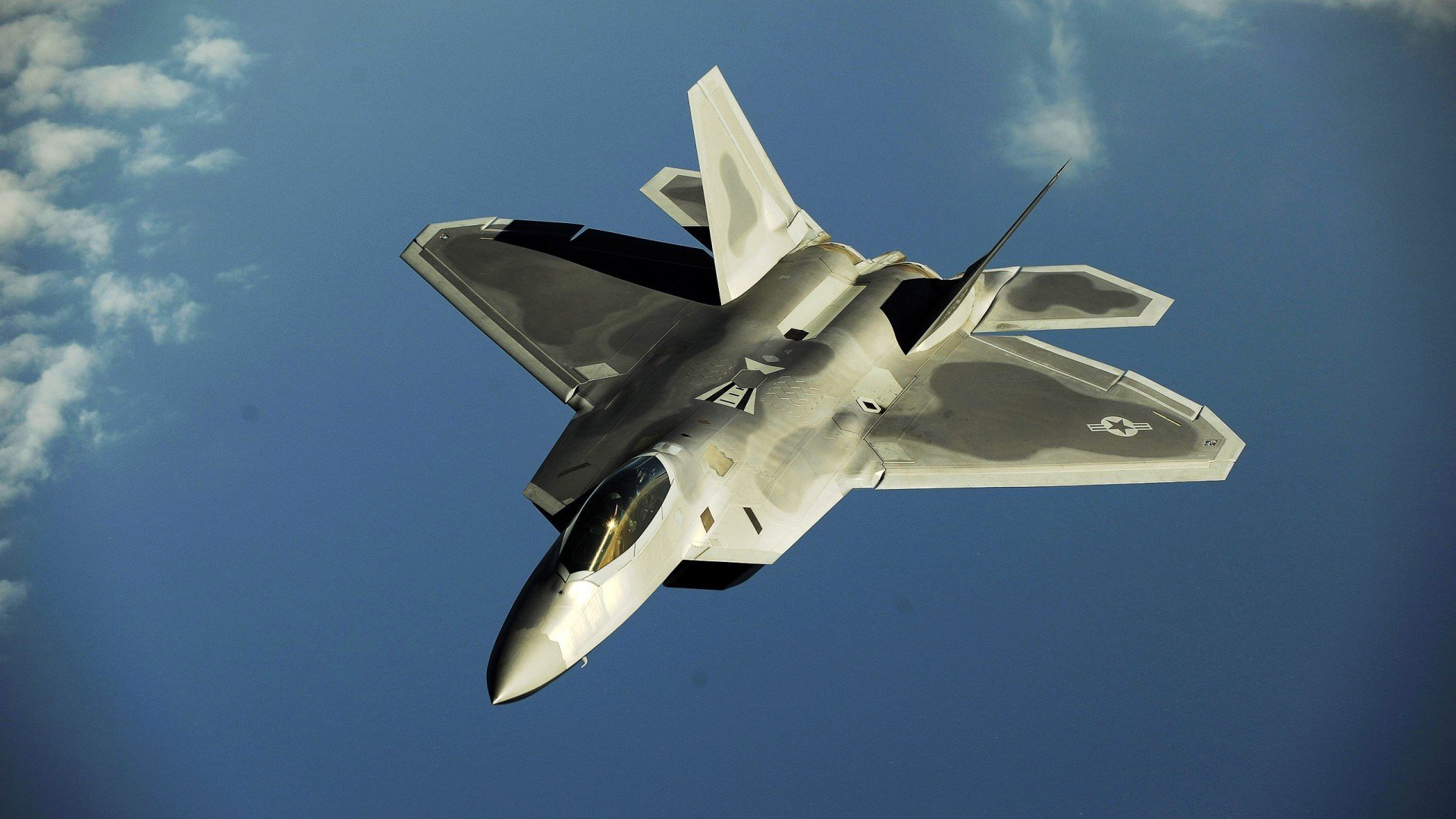 -欧洲杯半决赛：绝杀进球点燃全场狂欢，欧洲杯半决赛赛程对阵表